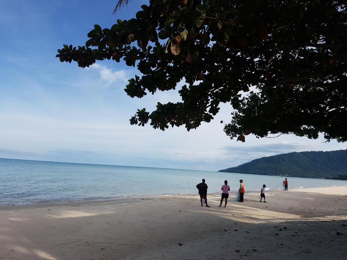 Hotel Phuphat Beach à Khanom Extérieur photo